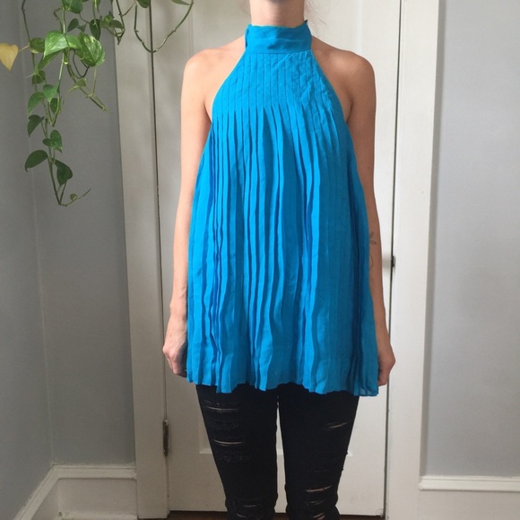 Alice + Olivia Blue Silk Pleated Halter Neck Top - Picture 5 of 8
